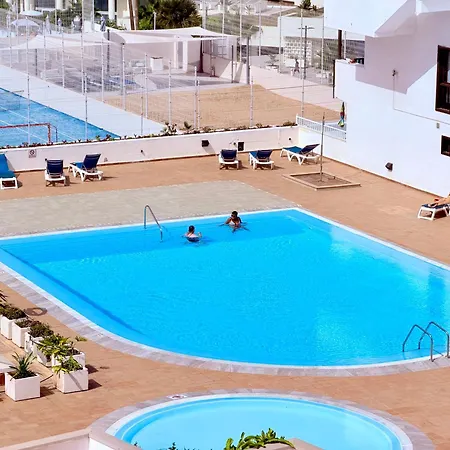 Apartamento Bright 1br With Views&pool, Fañabé Beach, La510